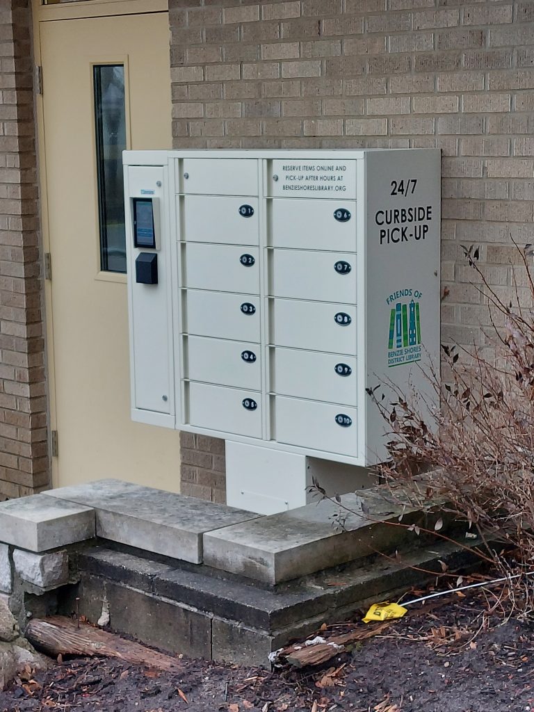 photo of outdoor locker pick-up