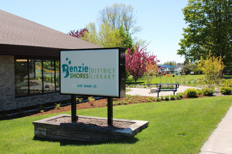 photo of library exterior