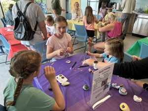 children doing crafts