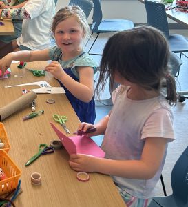 children doing a craft